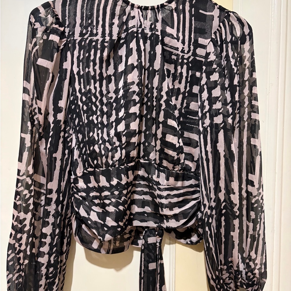 Women's Misa Black and Blush Patterned Long-sleeve Blouse open tie back - Picture 3 of 6